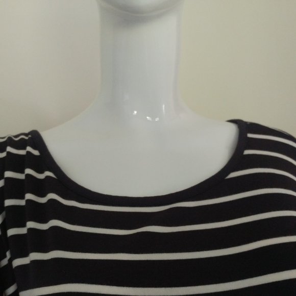 ❤️❤️ ❤️ BIG SALE!!!! Scoop-neck front with 3/4 sleeves PART TWO - Picture 3 of 5